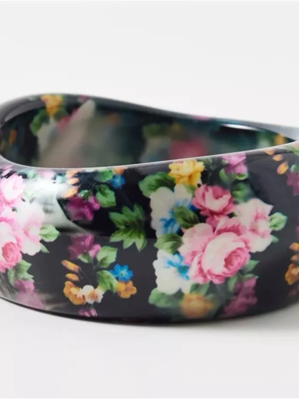 Urban Outfitters stylish resin